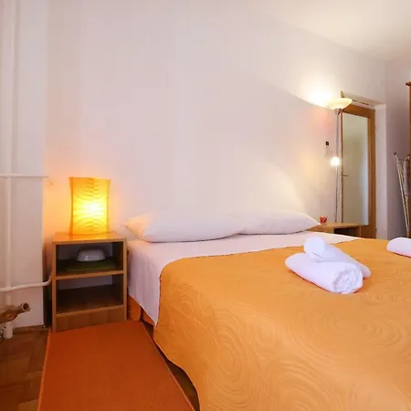Apartman Zorka Apartamento *