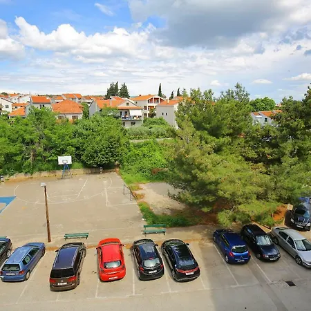 Apartman Zorka Apartamento *